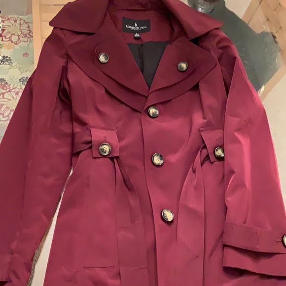 London Fog medium trench coat. Maroon. 100% polyester. Never worn. - Picture 1 of 4